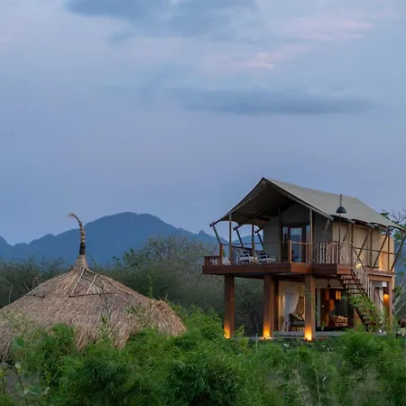 Menjangan Dynasty Resort